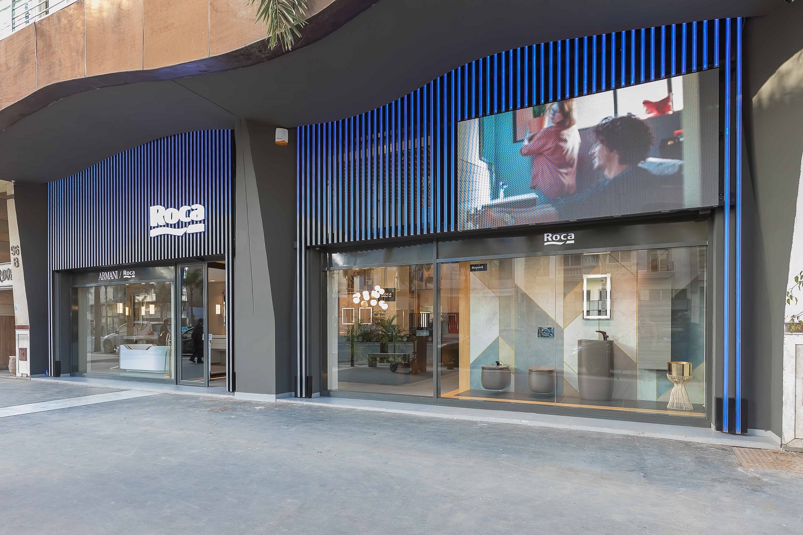 <p>Roca åpnet sitt eget utstillingslokale i Casablanca i juni 2006. Personlig rådgivning i en behagelig og avslappet atmosfære.&nbsp;</p>1